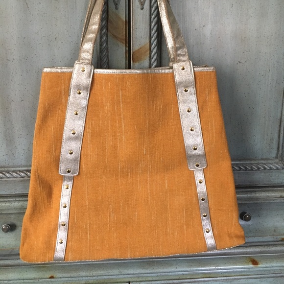 Canvas Tote - Picture 3 of 9